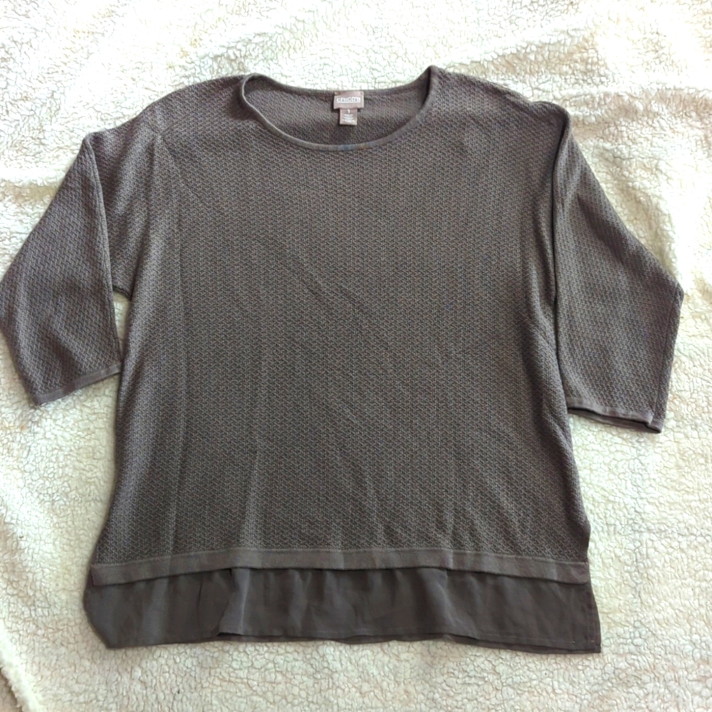 Chico Size 1 three-quarter length sleeve sweater.